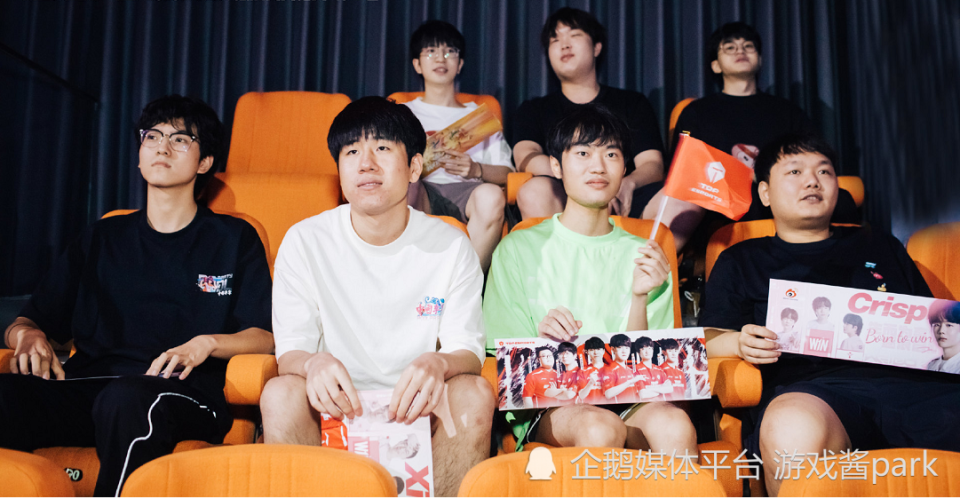 开云体育-DK鏖战FPX，Xiaohu线上压制力十足峡谷大战全球总决赛，让粉丝疯狂欢呼的简单介绍