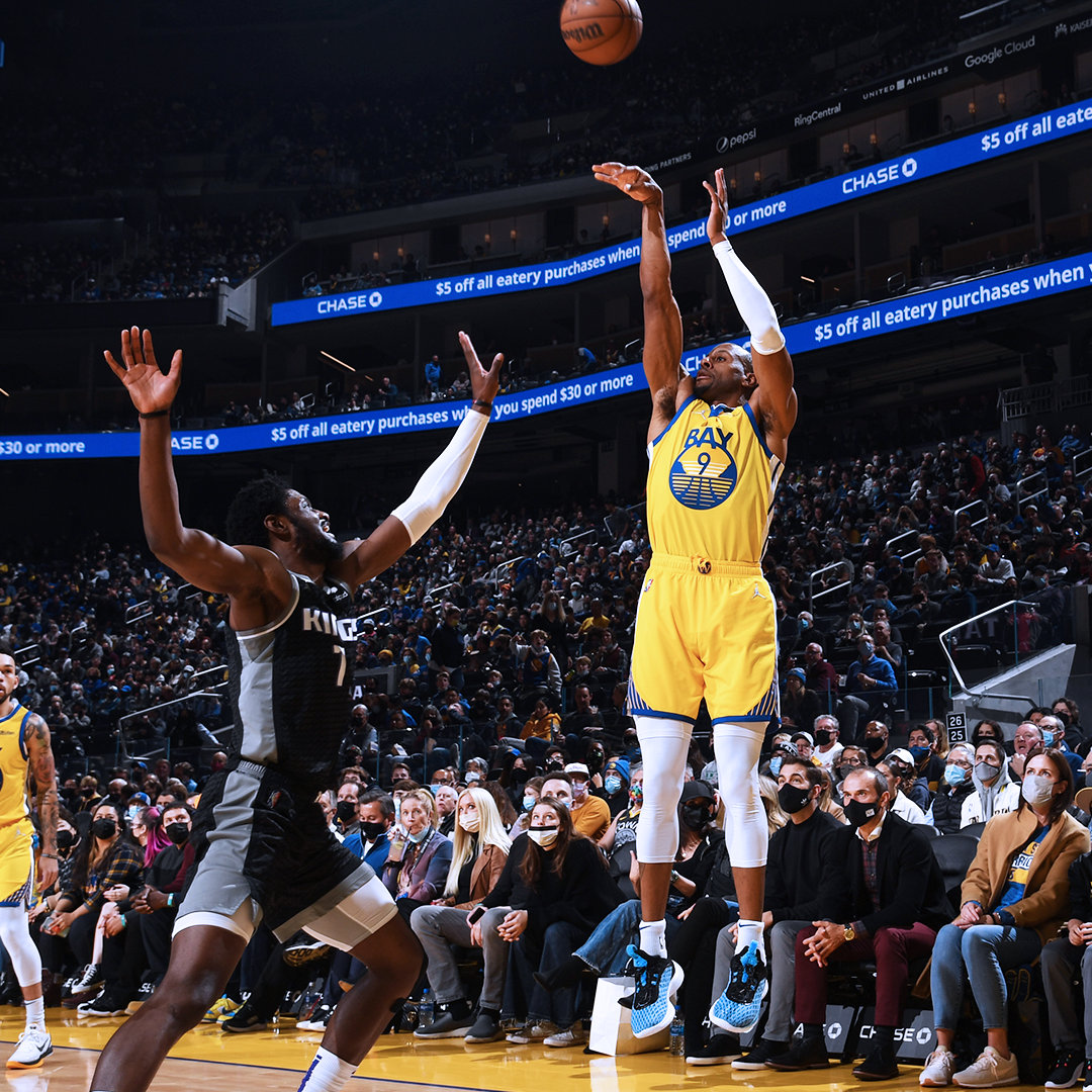 包含越战越勇:骑士队主场击败灰熊队迎来开门红的词条 包含越战越勇:骑士队主场击败灰熊队迎来开门红的词条