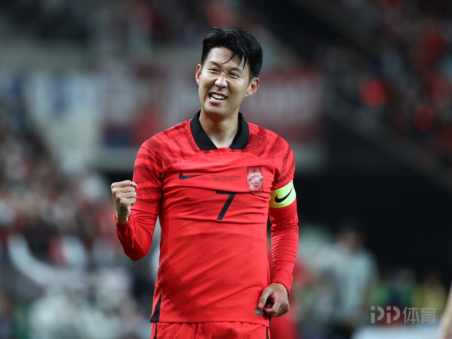 开云体育下载-日本强势乌拉圭，孙兴慜三分雨点燃全场的简单介绍