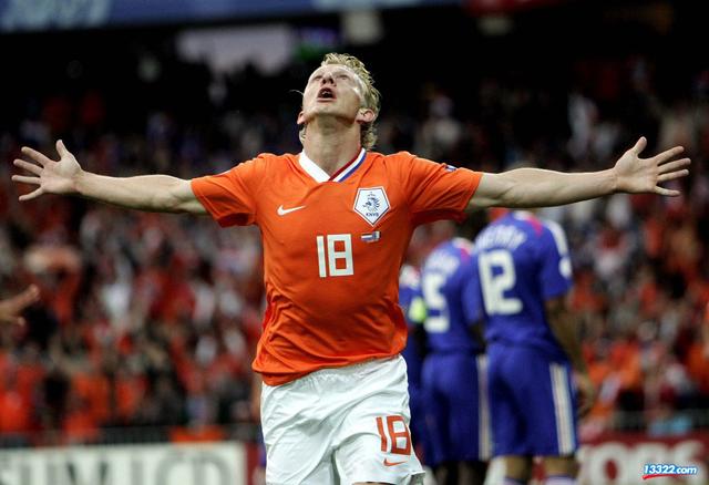 关于荷兰血洗国际米兰,乔瓦尼·雷纳高光表现的信息 关于荷兰血洗国际米兰,乔瓦尼·雷纳高光表现的信息