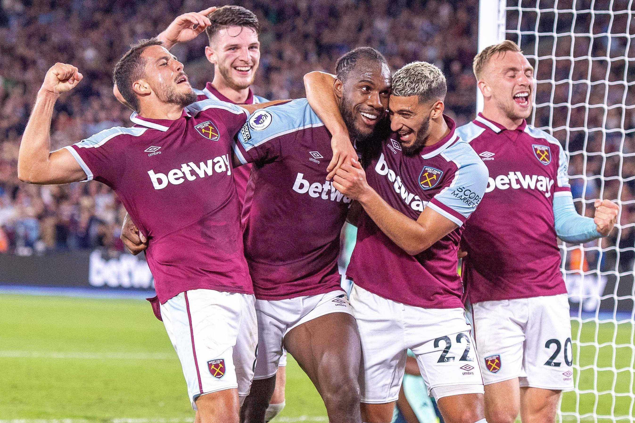 包含热刺后防线遭破门:主帅招致批评的词条 包含热刺后防线遭破门:主帅招致批评的词条