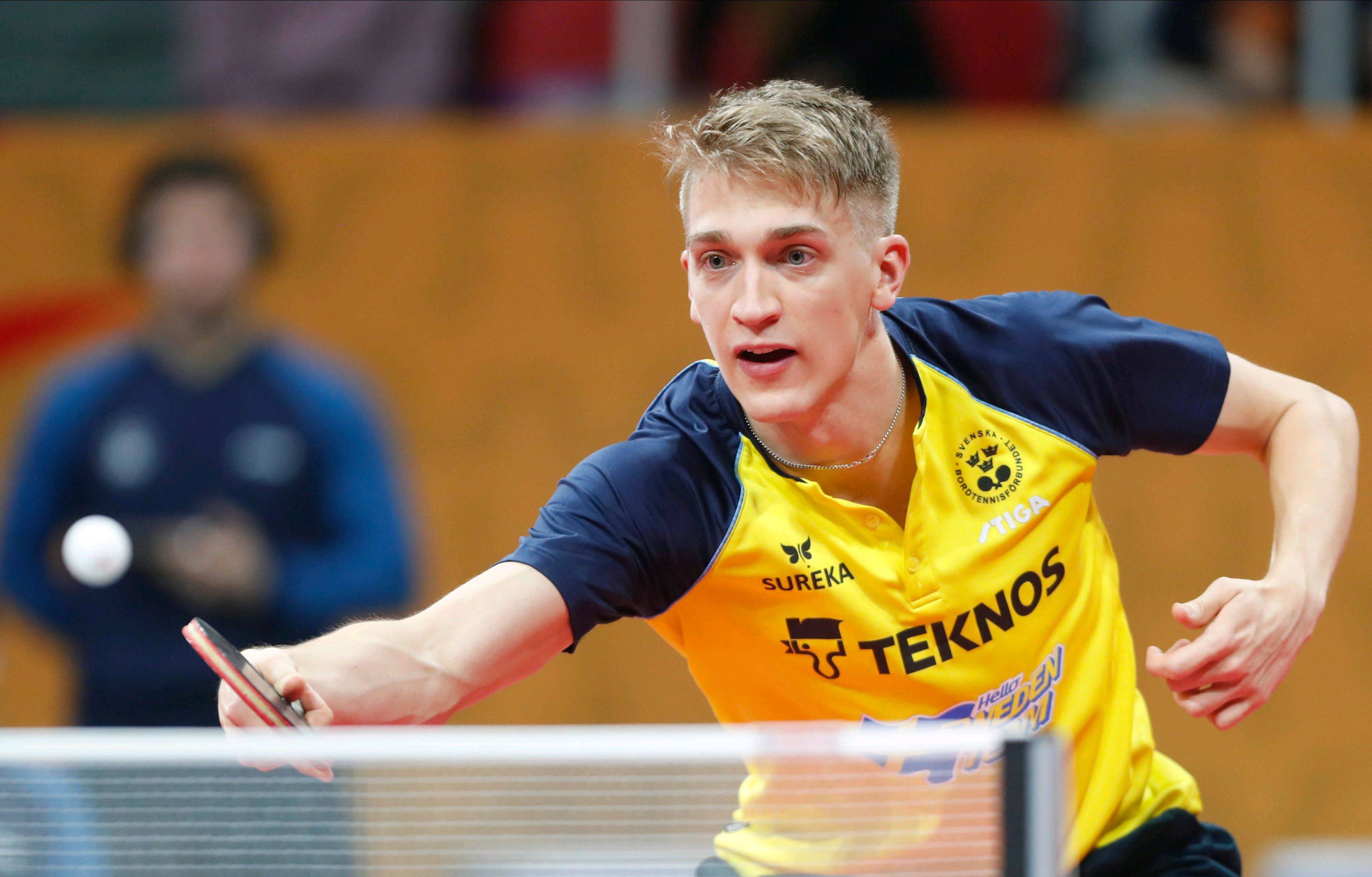 包含德累斯顿队击败对手,士气高昂朝着更高目标前进的词条 包含德累斯顿队击败对手,士气高昂朝着更高目标前进的词条