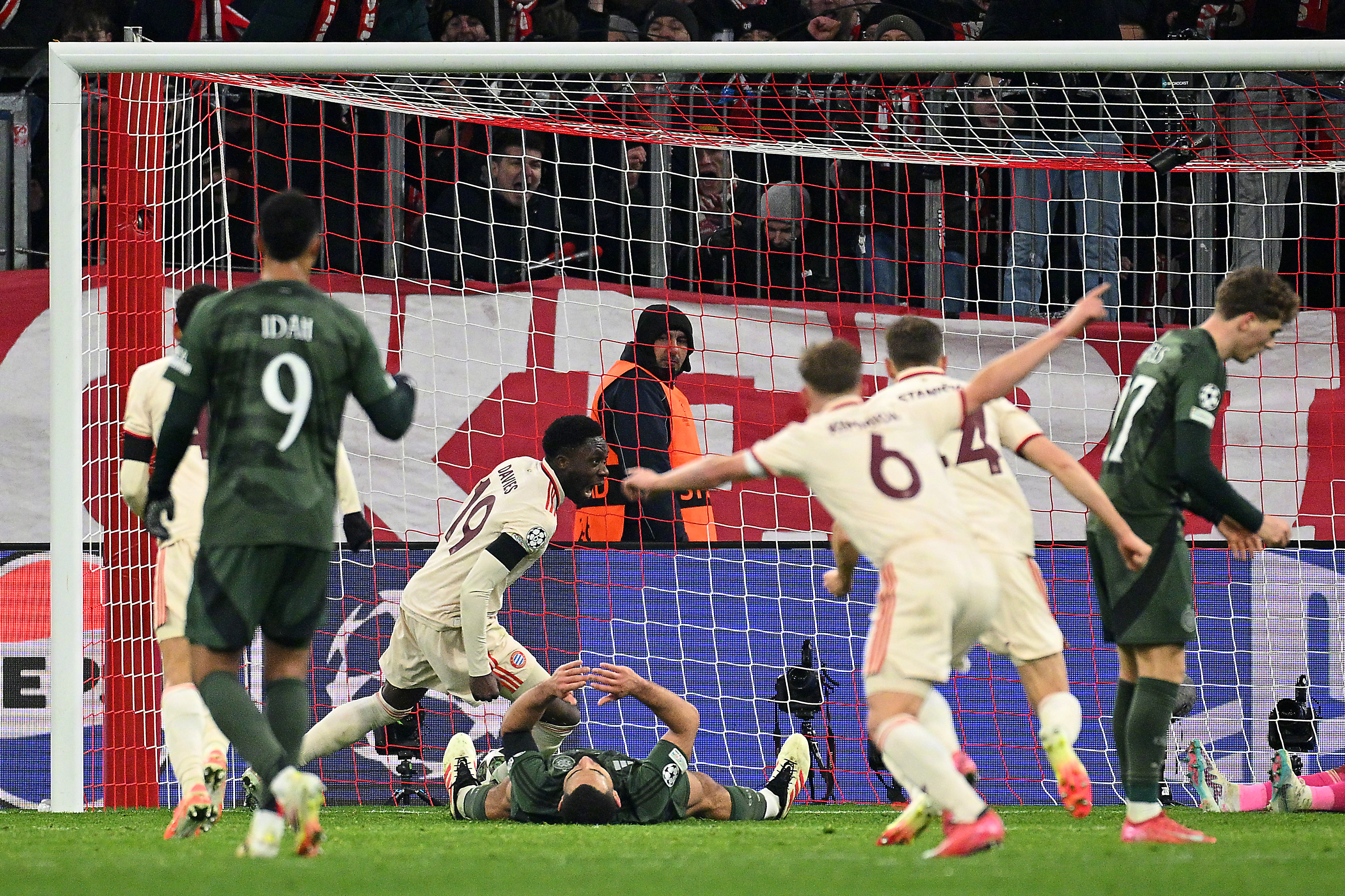 开云体育中国-皇马惨败拜仁，欧冠半决赛梦碎