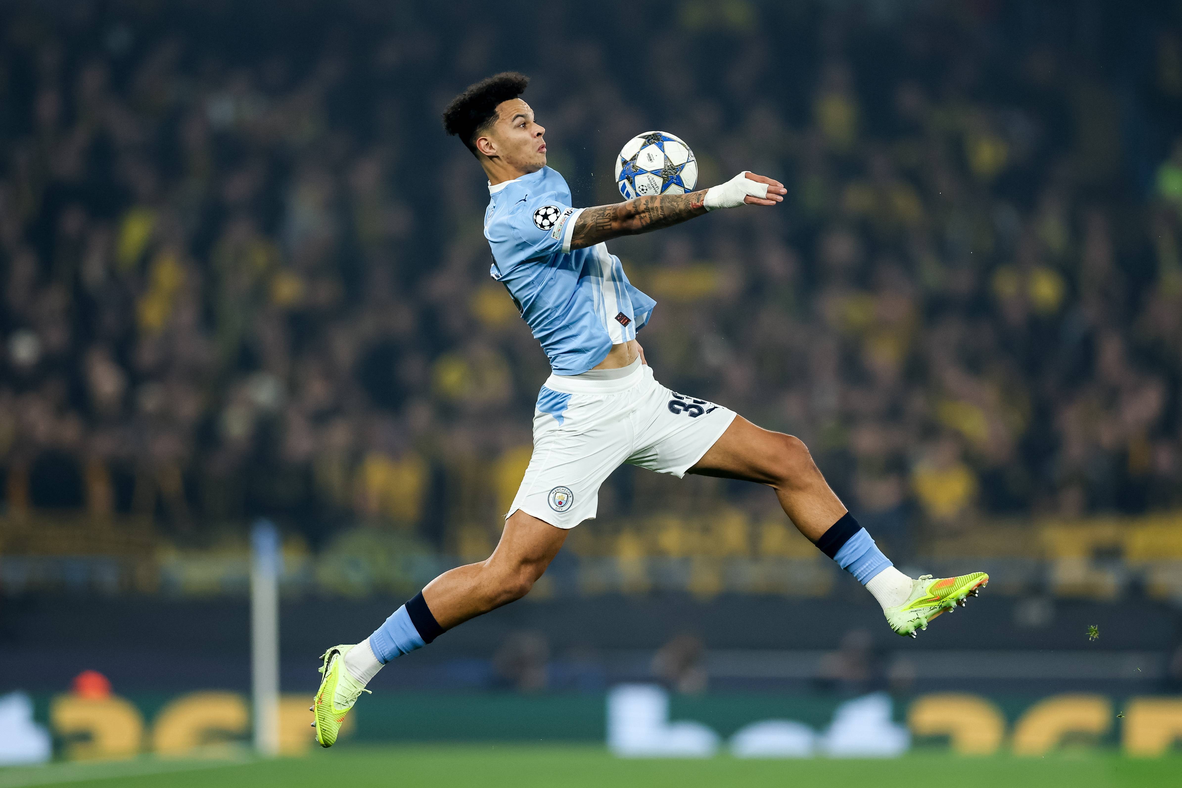 开云官网-曼城主场大胜，晋级欧冠半决赛