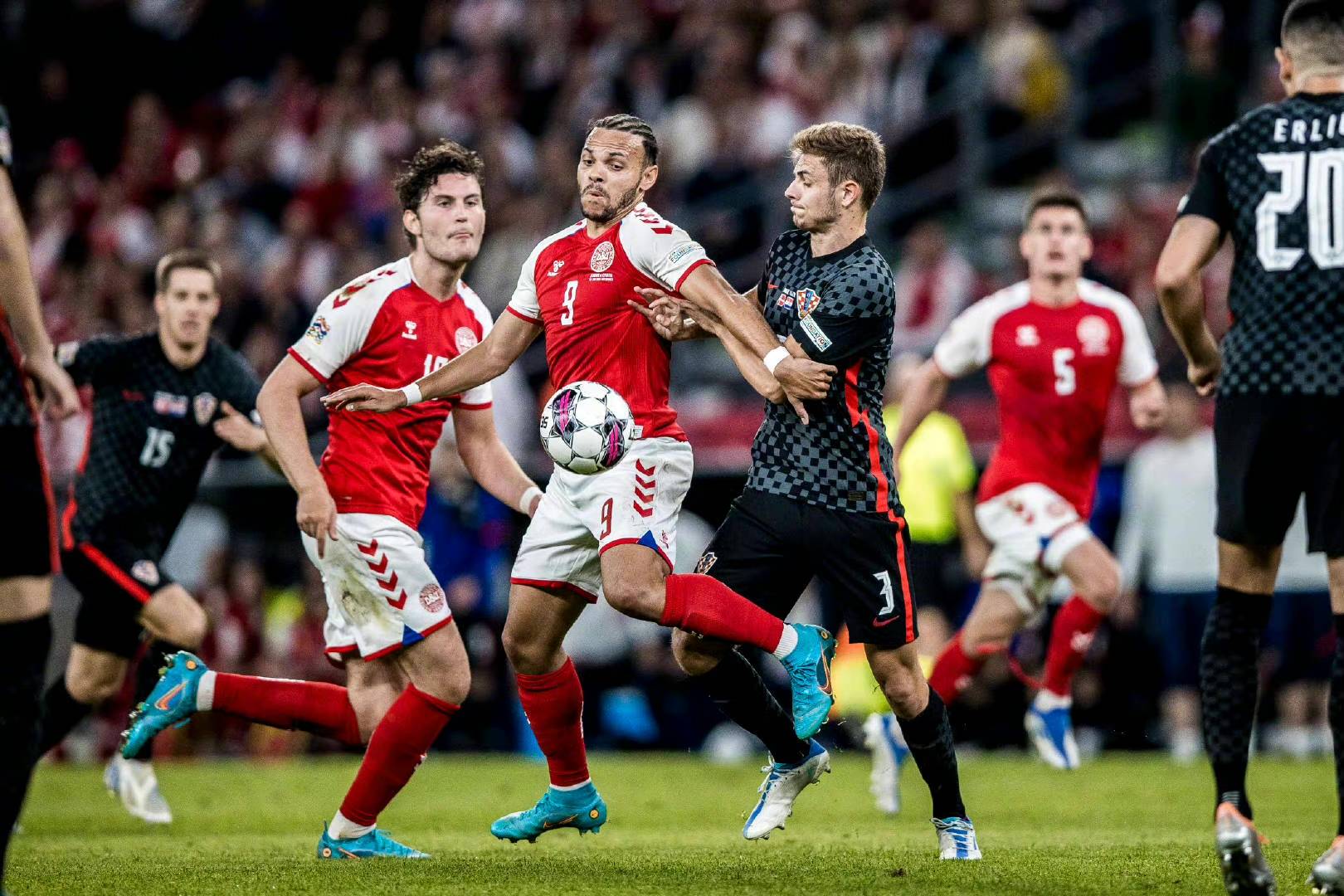 奥地利队大胜以色列成功晋级决赛