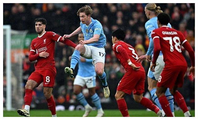 曼城中场与主教练发生观点分歧的简单介绍