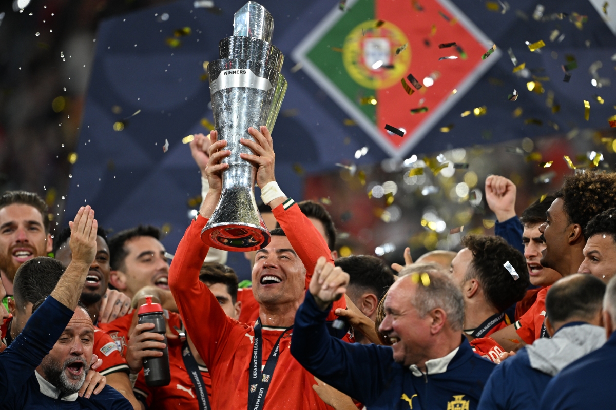 包含葡萄牙小组赛两连胜,出线希望大增的词条 包含葡萄牙小组赛两连胜,出线希望大增的词条