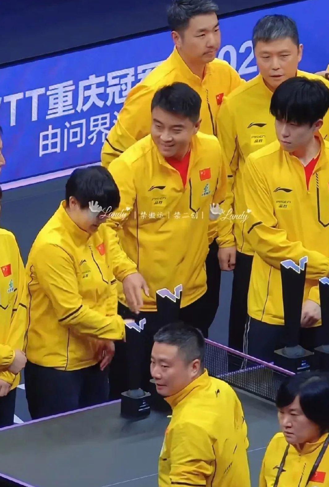 包含中国队完胜英格兰队,王皓惊艳四座的词条 包含中国队完胜英格兰队,王皓惊艳四座的词条