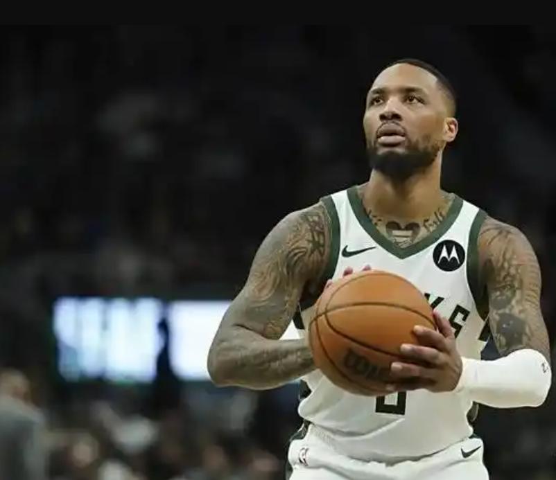 开云平台-凯尔特人翻盘太阳，利拉德惊艳四座的简单介绍