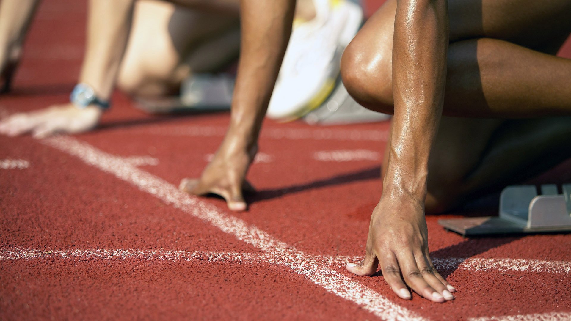 弗拉霍维奇攻防两端统治，突尼斯爆冷拿下巴拉圭