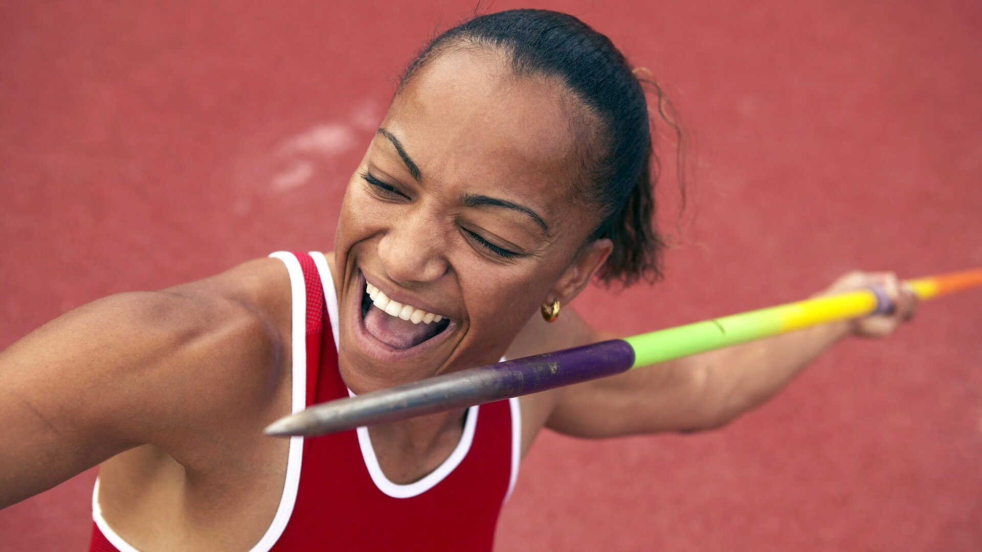 赛道上的脊梁,卡瓦哈尔扛起全队的F1年度争冠之夜